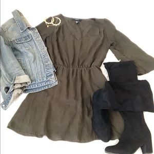 Olive green 3/4 sleeve dress